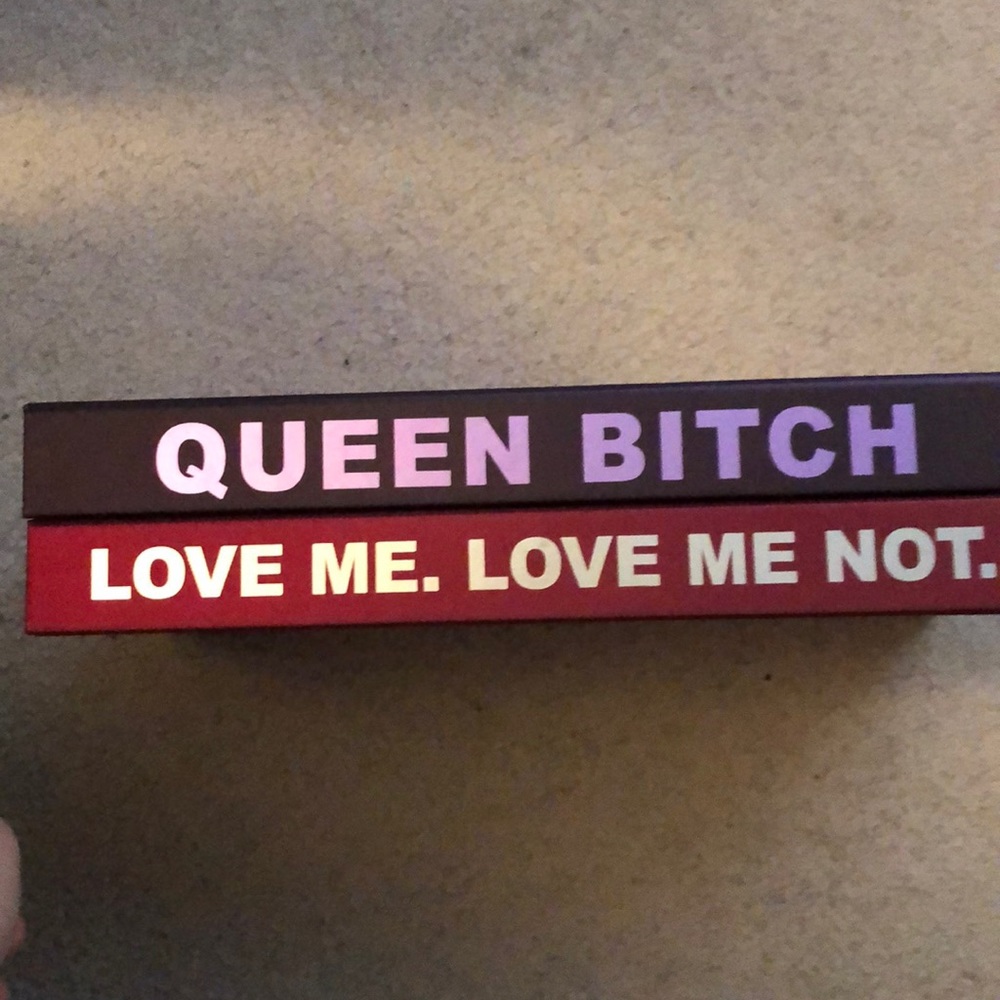 Queen B*tch and Red Jeffree Star Boxes